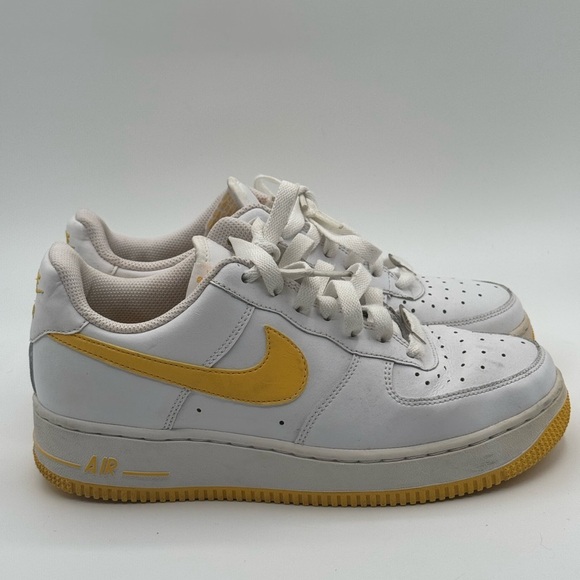 Nike Other - Nike Air Force 1 size 6y